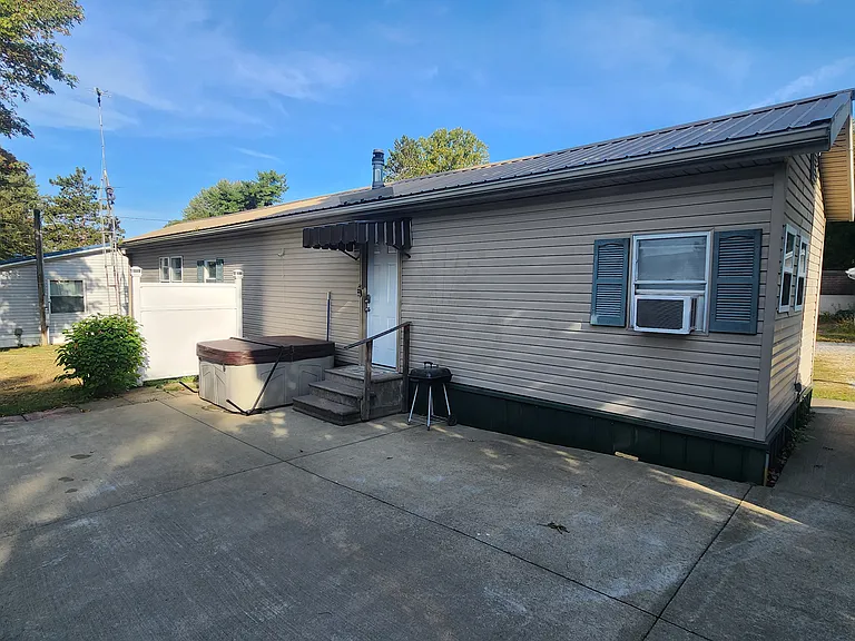 26616 Tri County Fairground Rd — Photo 9