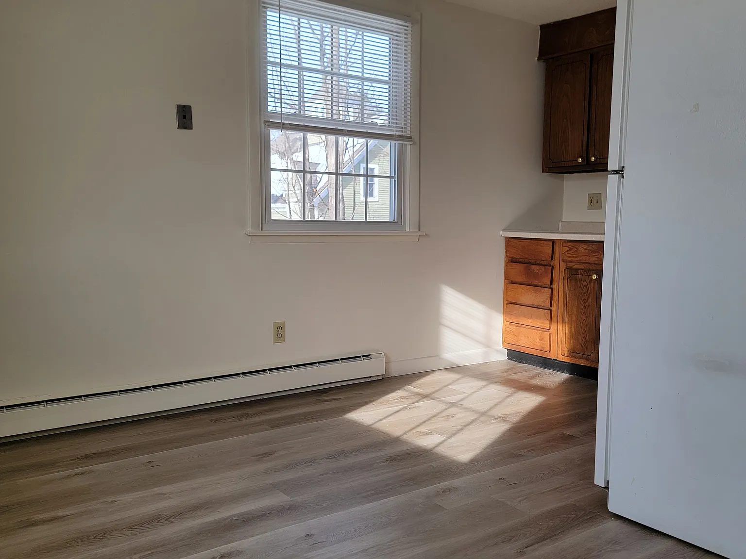 2 bed, 860 sqft, $1,750 — Photo 3