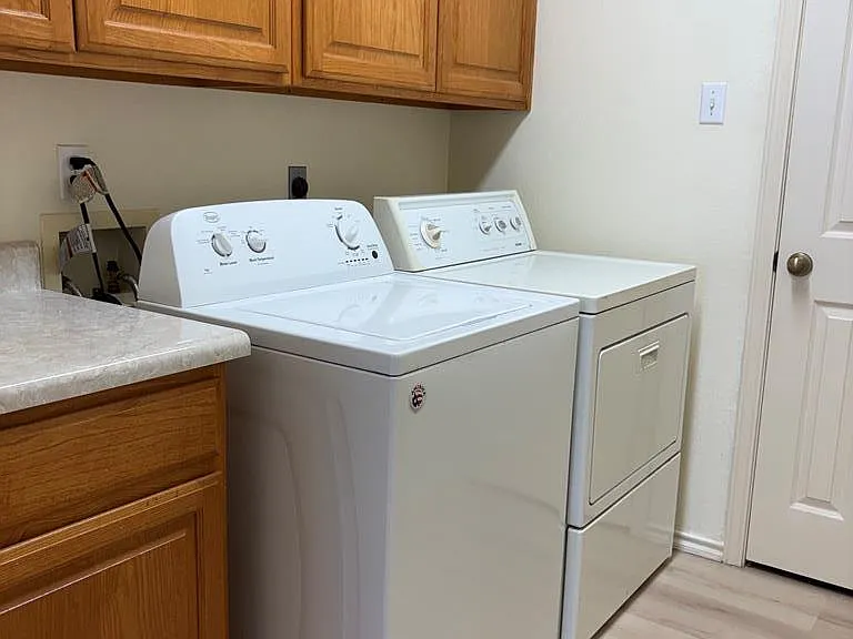 224 Coronado Cir — Photo 14