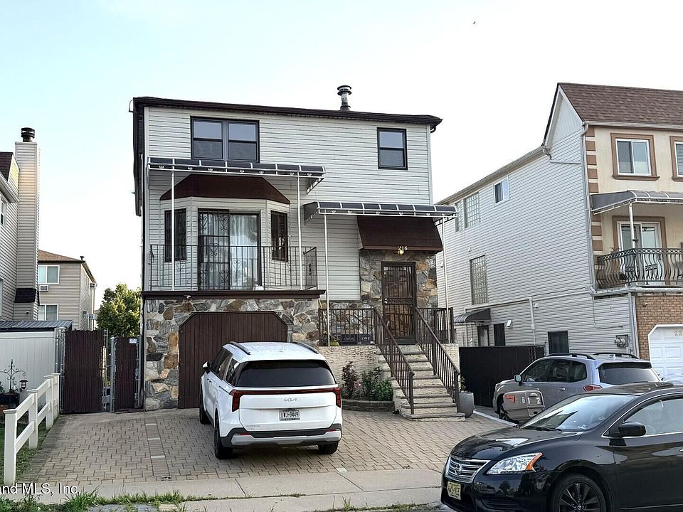 1st image of 216 Monahan Ave #2