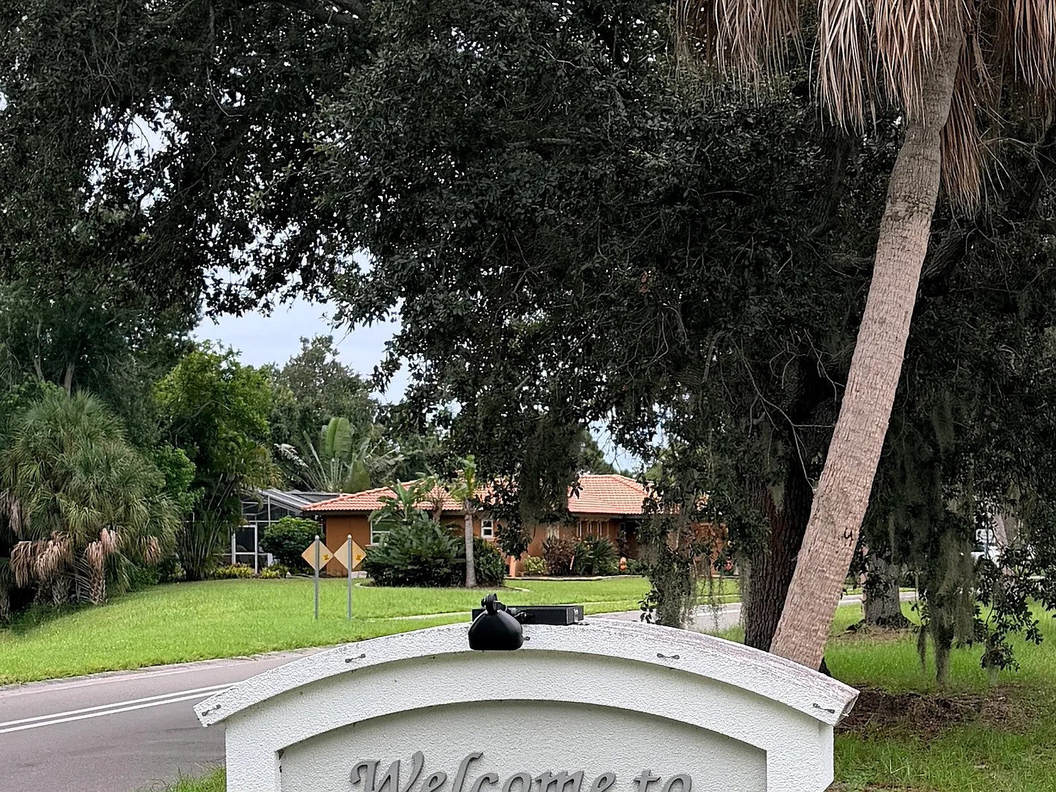 3 bed, 1823 sqft, $3,000 — Photo 1