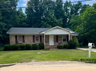 110 S Wilkes St, Chadbourn, NC 28431