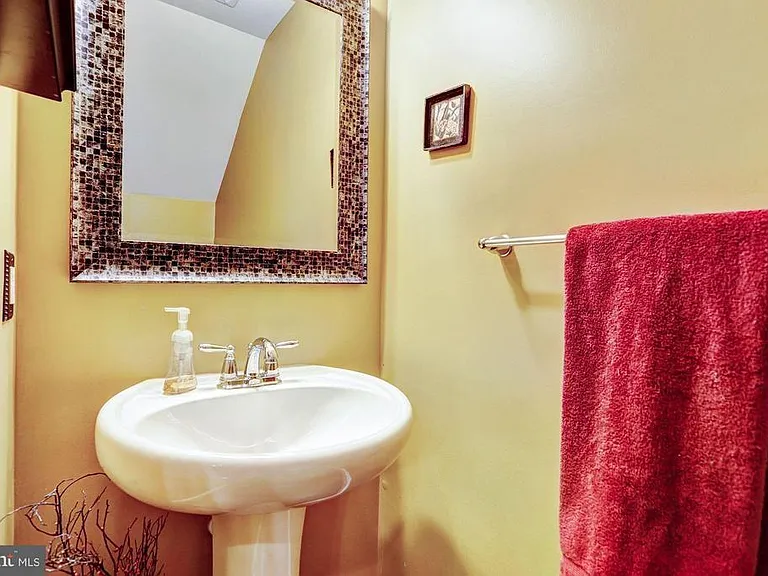 7289 Elkridge Crossing Way — Photo 5