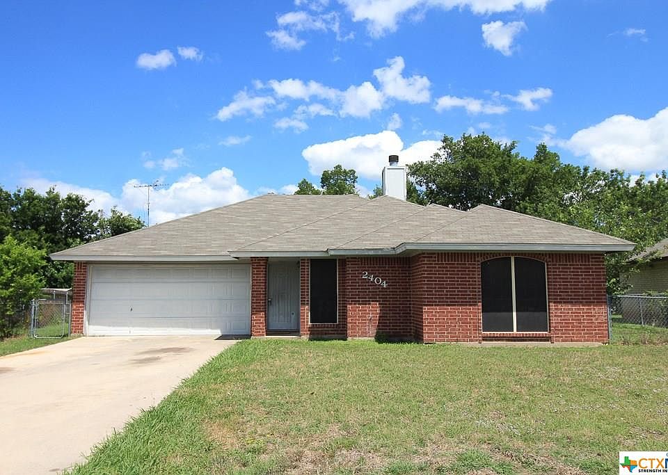 1st image of 2404 Sherman Dr
