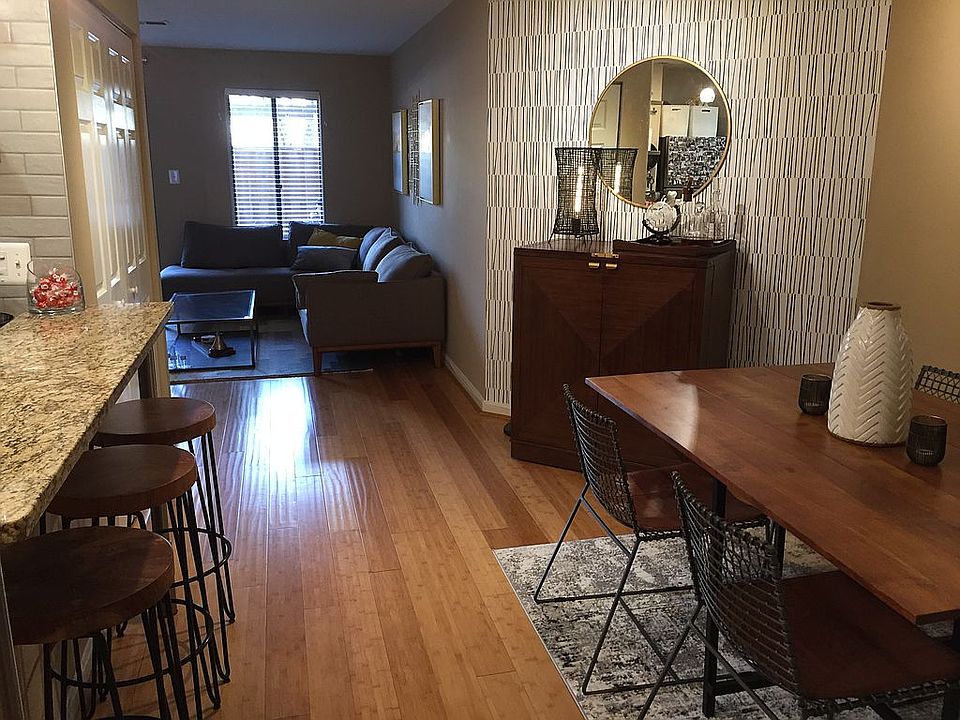 1st image of 1020 N Stafford St APT 106