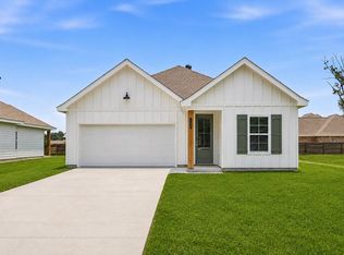 1250 Woodland Trl, Lake Charles, LA 70611