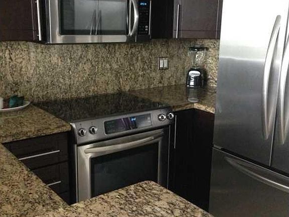 4th image of 2951 S Bayshore Dr #501