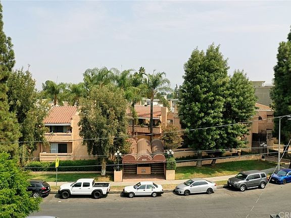 2nd image of 8020 Langdon Ave Unit 210