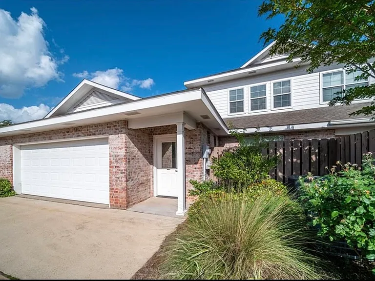 420 Ansley Blvd — Photo 2