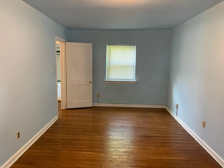 857 Maple Ave — Photo 6