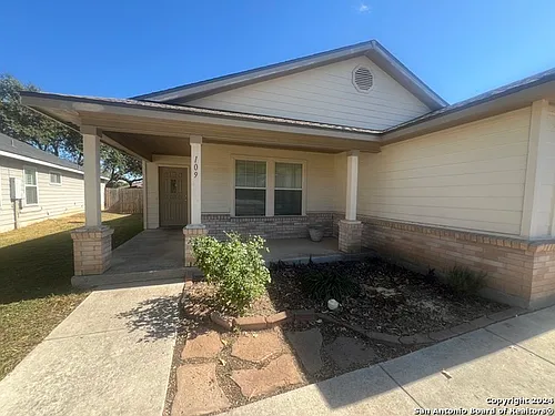 109 Bethany Way Photo 1