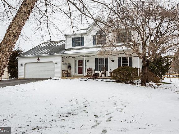 3rd image of 106 Slater Dr