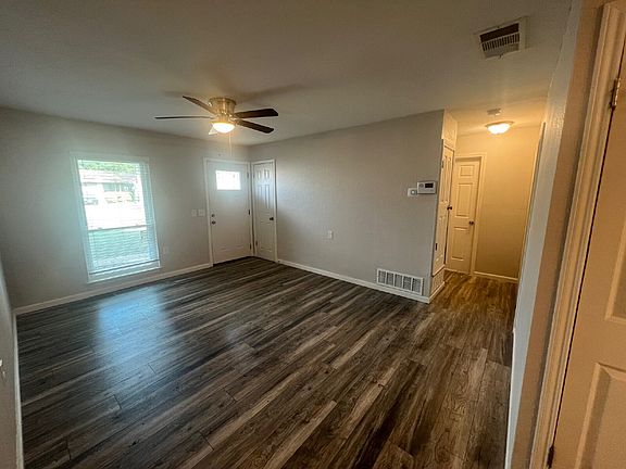 4th image of 4606 Avenida Prima St