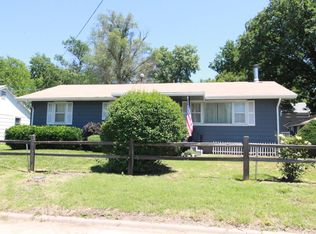 1405 N Oak St, Abilene, KS 67410