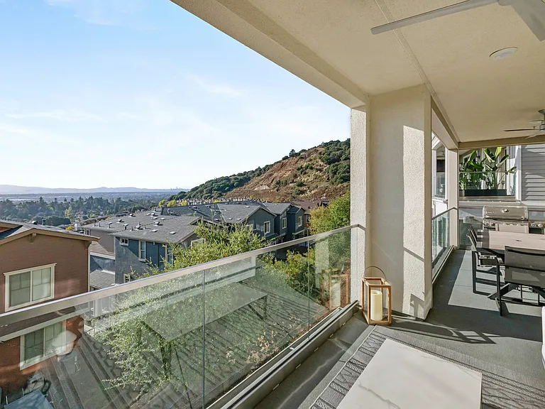 6775 Skyview Dr — Photo 45