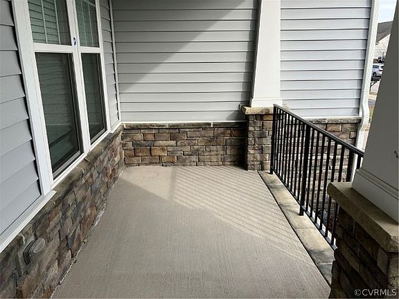 5th image of 6436 Greyhaven Dr