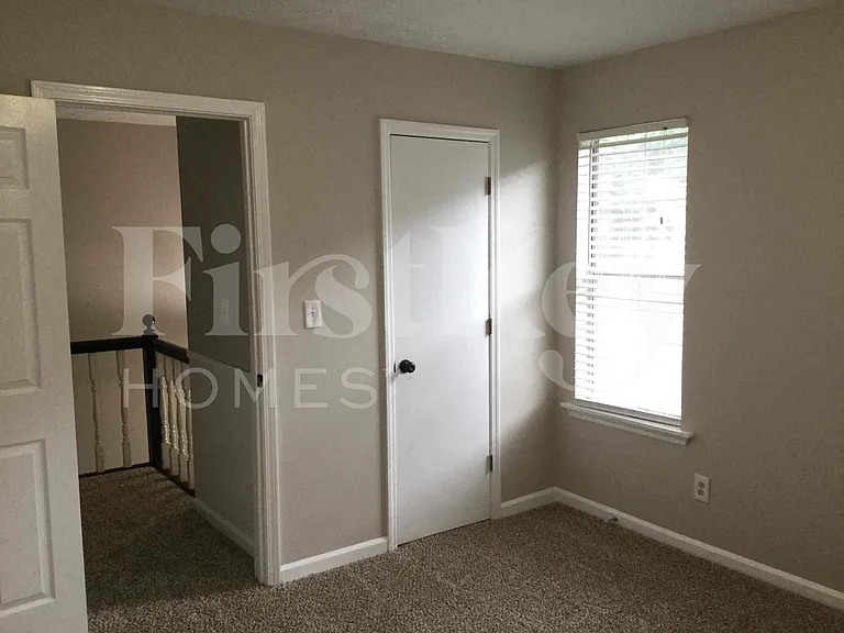 535 Sherwood Oaks Rd — Photo 14