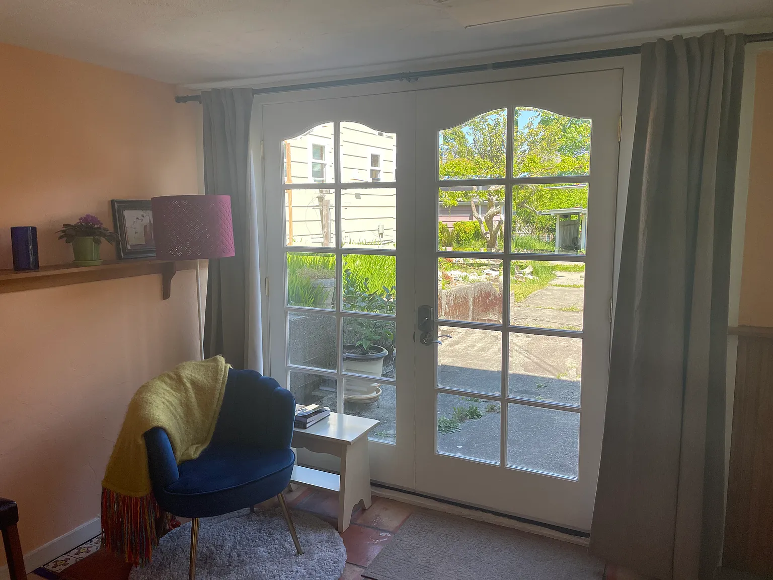 1 bed, 400 sqft, $1,100 — Photo 3