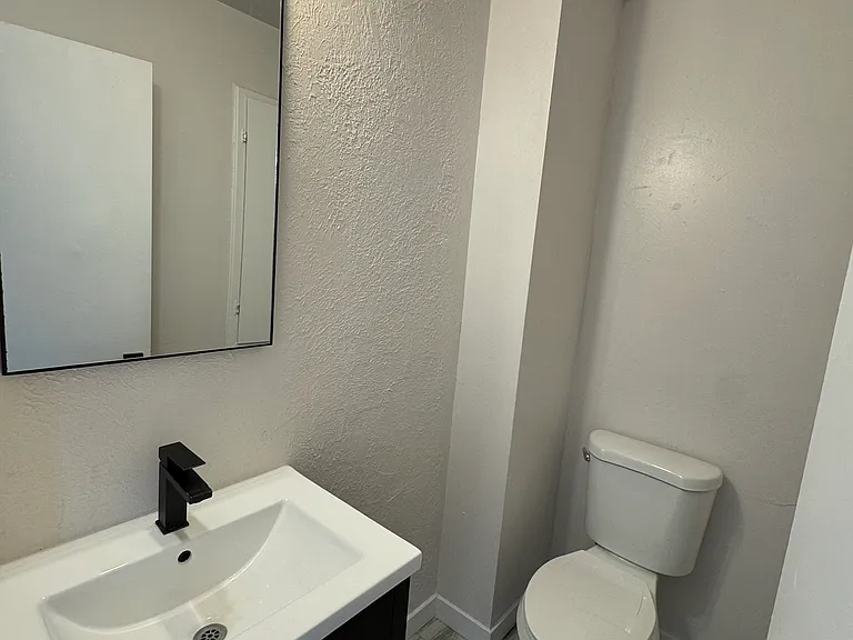 3068 S Delaware St — Photo 7