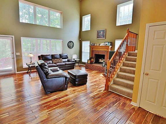 5th image of 2108 Sycamore Hills Dr