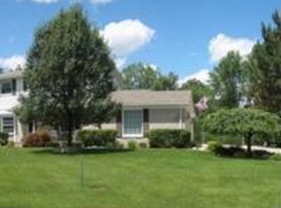 8182 E Huron Ct, White Lake, MI