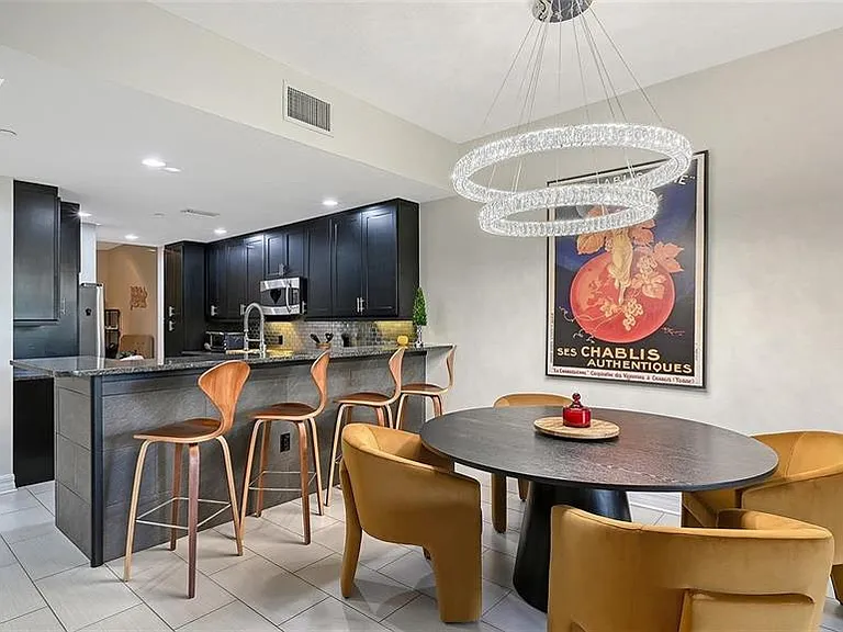 1921 Monte Carlo Dr #302 — Photo 9