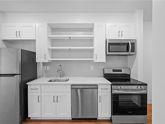 4th image of 456 Flat Shoals Ave SE #202