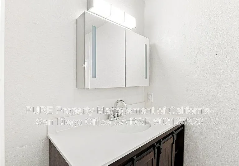 11305 Avenida De Los Lobos #C — Photo 19