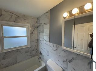 13217 S Rhodes Ave, Chicago, IL 60827