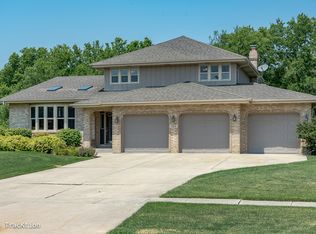 3113 Edgecreek Dr, New Lenox, IL 60451