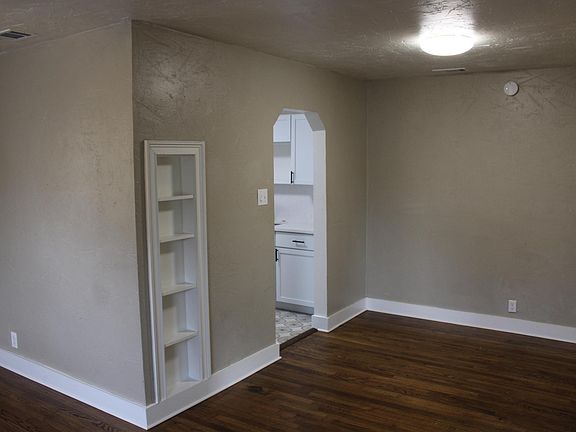5th image of 707 Woodland St