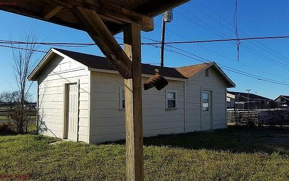 2nd image of 50009 Del Ra Dr