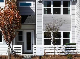 319 Cloudcroft Aly, Charlotte, NC 28217