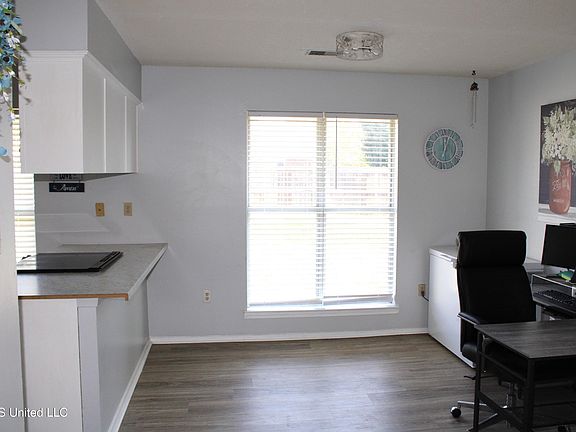 4th image of 10238 Williford Dr