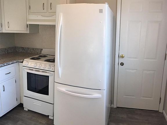 4th image of 7419 Sieloff Dr APT B