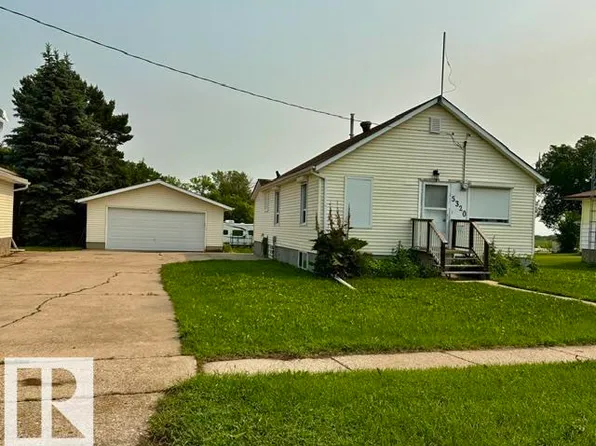 5320 50th Ave, Holden, AB T0B 2C0