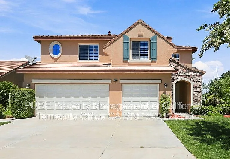33926 Channel St — Photo 1
