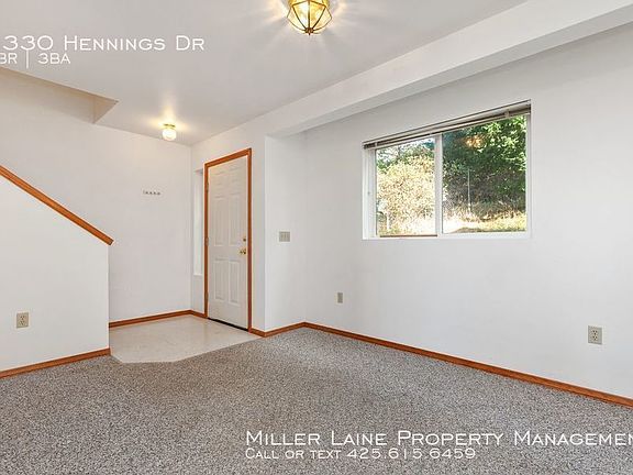 3rd image of 8330 Hennings Dr