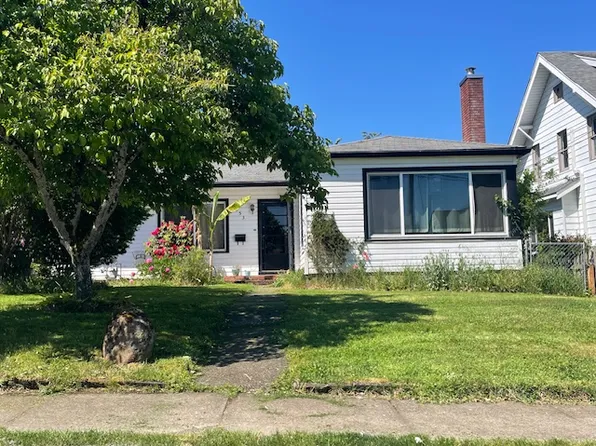 253 S Church St, Silverton, OR 97381