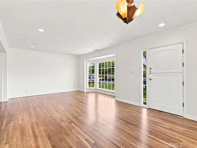 1408 Harkness St — Photo 9