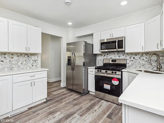 4th image of 20949 W Verona Ave