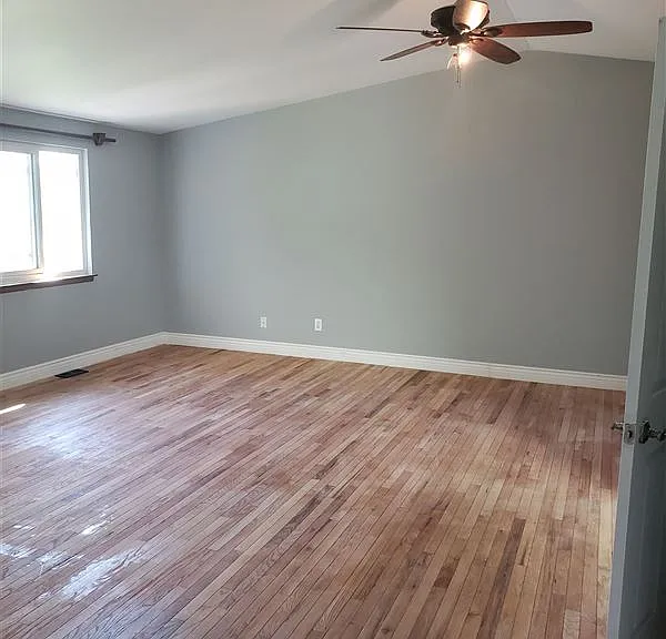 2884 Hawks Ave — Photo 7