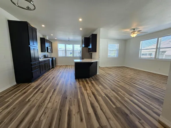 4901 Green River Rd #320, Corona, CA 92878