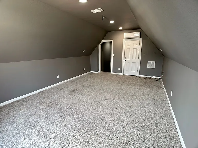 5104 Deerfield Dr — Photo 17