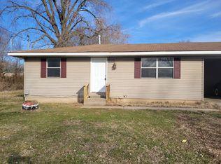 2709 W Nichols St, Springfield, MO 65803