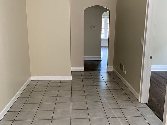 3rd image of 6060 W Fullerton Ave #1