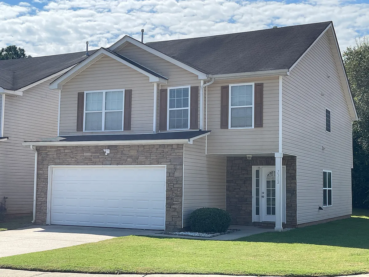 Primary Photo - 7312 Mountain Laurel Way