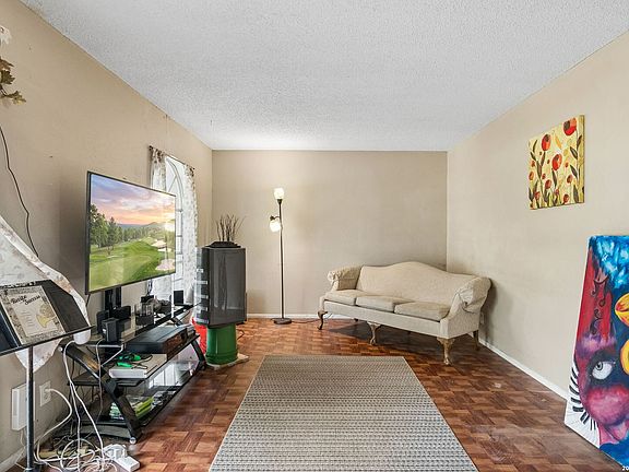 4th image of 6934 NESTON DR
