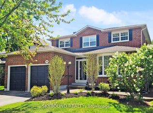 2088 Madden Blvd, Oakville, ON L6H3L6
