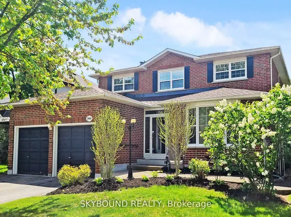 2088 Madden Blvd, Oakville, ON L6H 3L6